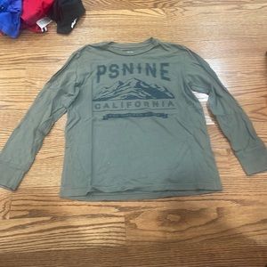 Long sleeve shirt size 10 good condition kids